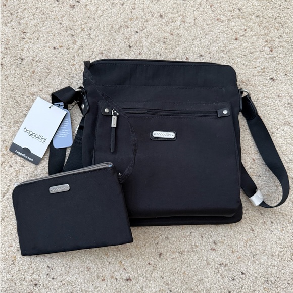 Baggallini Go Bagg Black Crossbody with RFID Wristlet NWT - Picture 8 of 10
